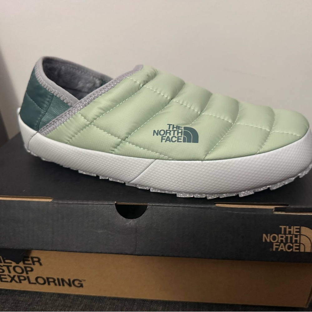 Northface Thermoball Traction Mule Shoes